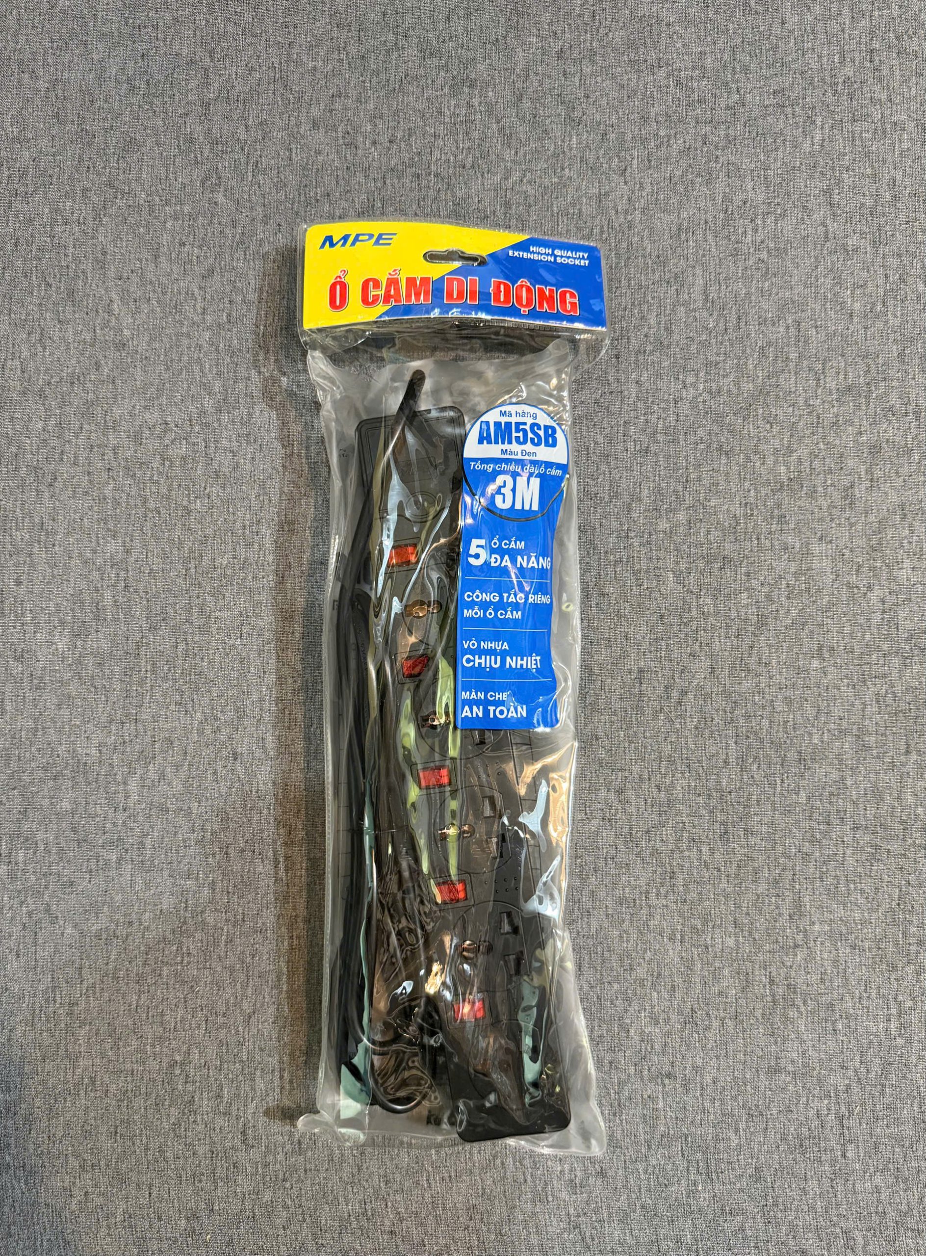 Ổ cắm đa năng màu đen AM5SB MPE - Ảnh 5